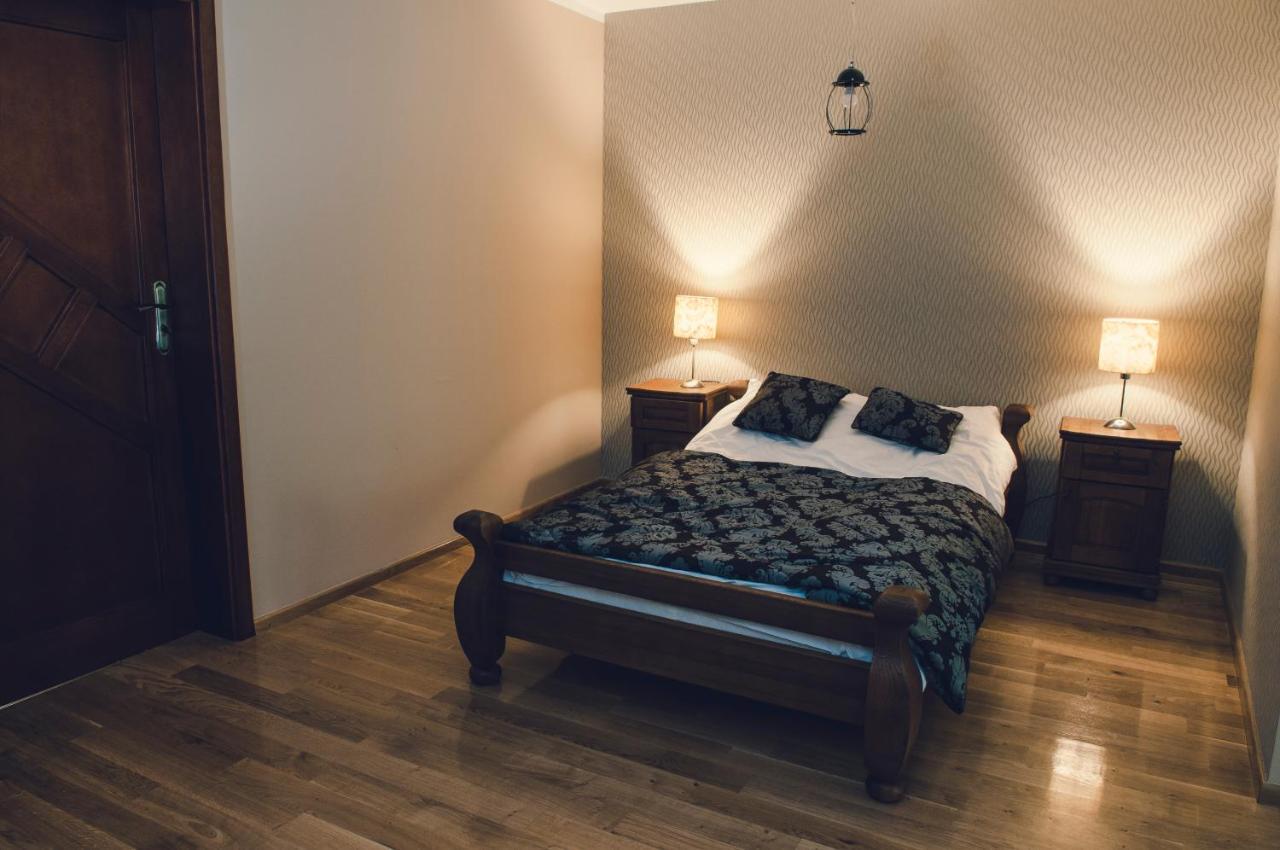 Dobranocka Hotel Malastow Eksteriør billede