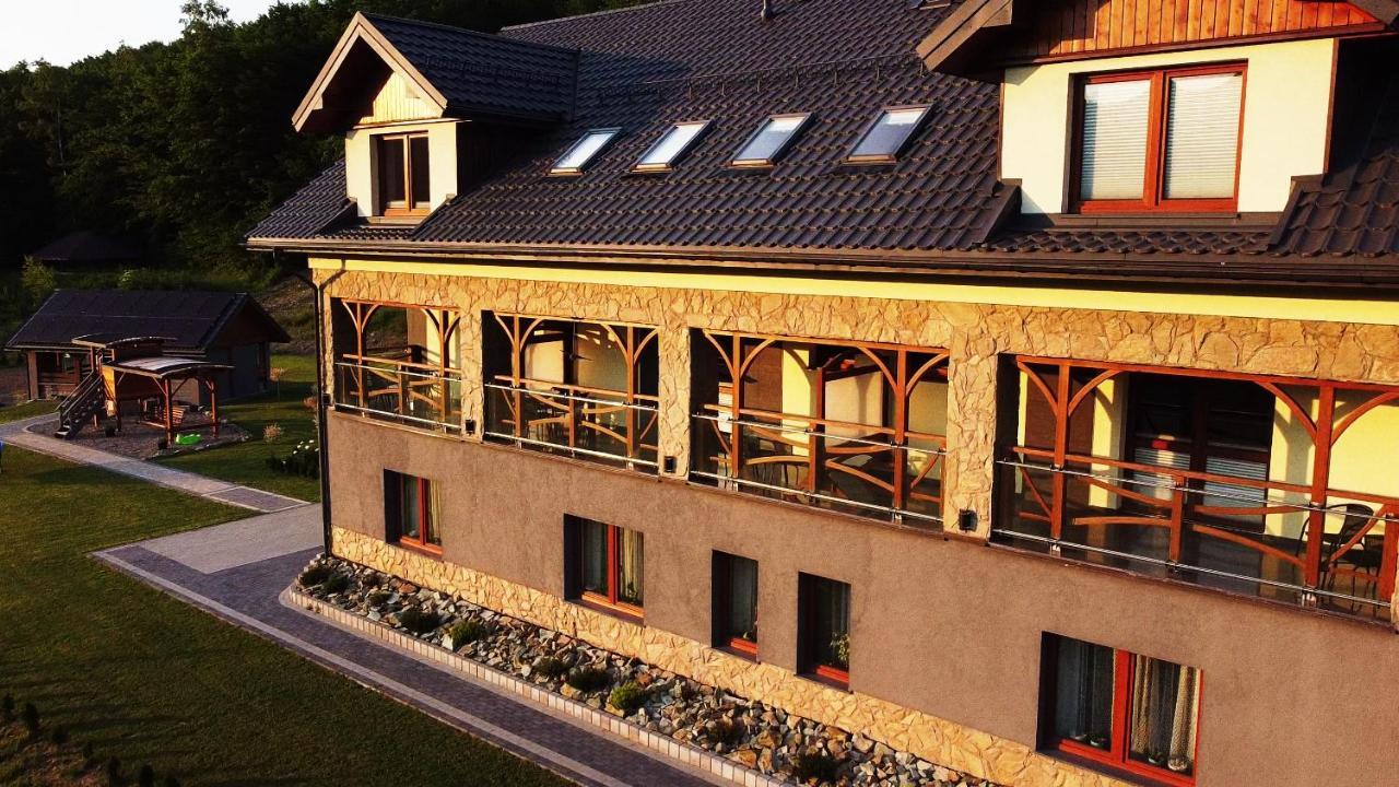 Dobranocka Hotel Malastow Eksteriør billede