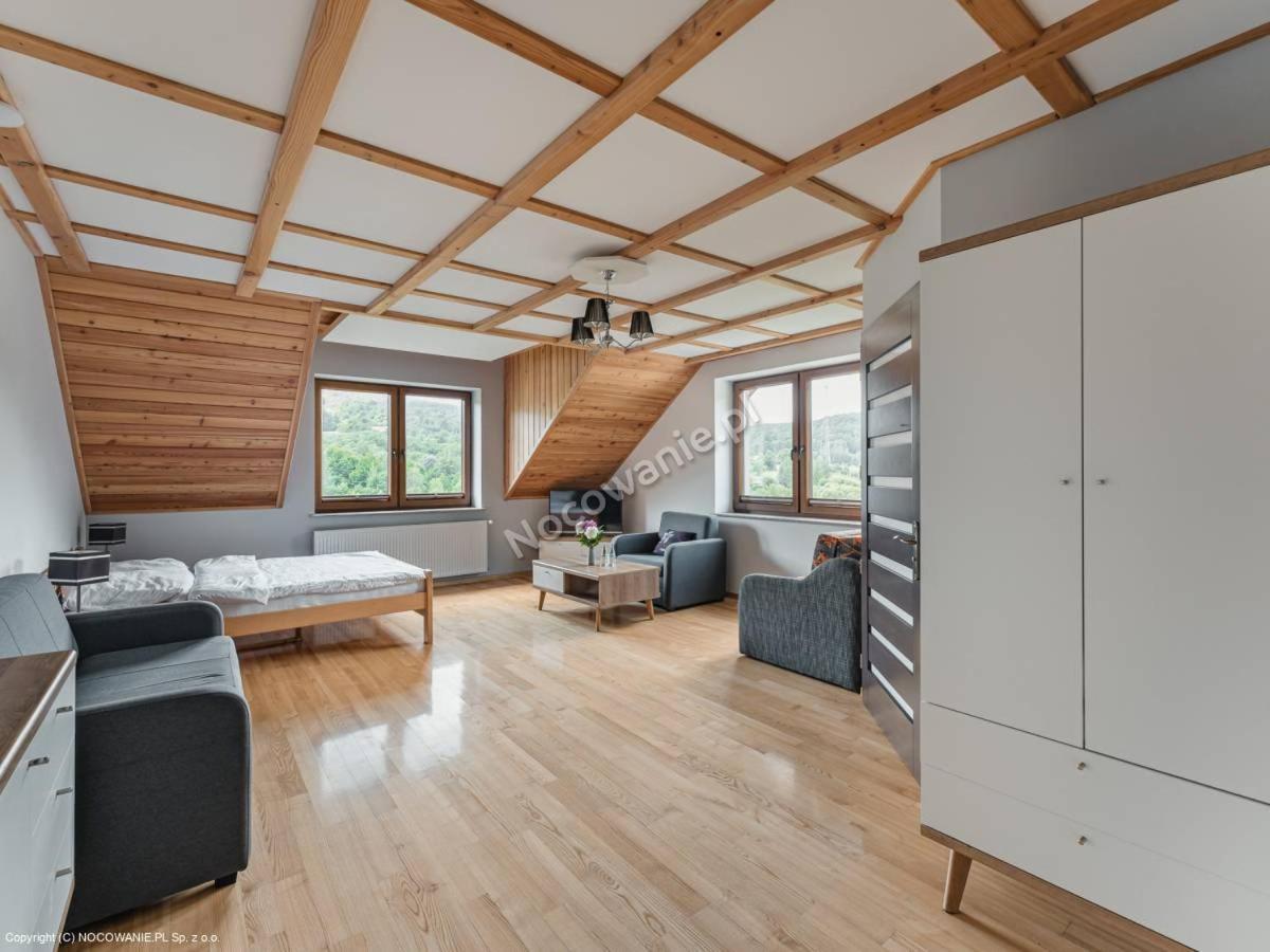 Dobranocka Hotel Malastow Eksteriør billede